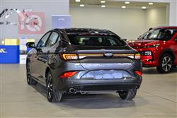 جاک J7